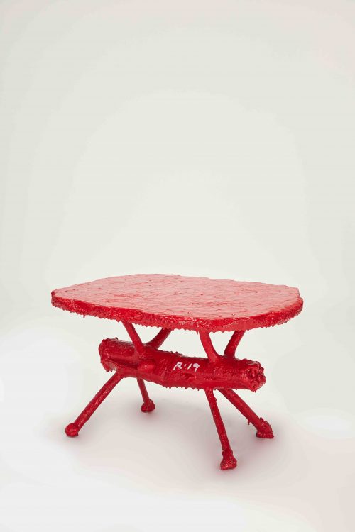 Animal Head Table (Red)